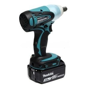 MAKITA รุ่น DTW-251RFE เครื่องขันบล๊อกไร้สาย 18 โวลต์ 1/2 นิ้ว รวมแบตเตอรี่และแท่นชาร์จ - Image 4
