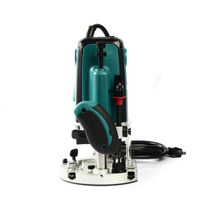 MAKITA รุ่น RP2301FC05 เครื่องเร้าเตอร์ ขนาด 1/2 นิ้ว (12 มม.) กำลังไฟ 2,100 วัตต์ - Image 2