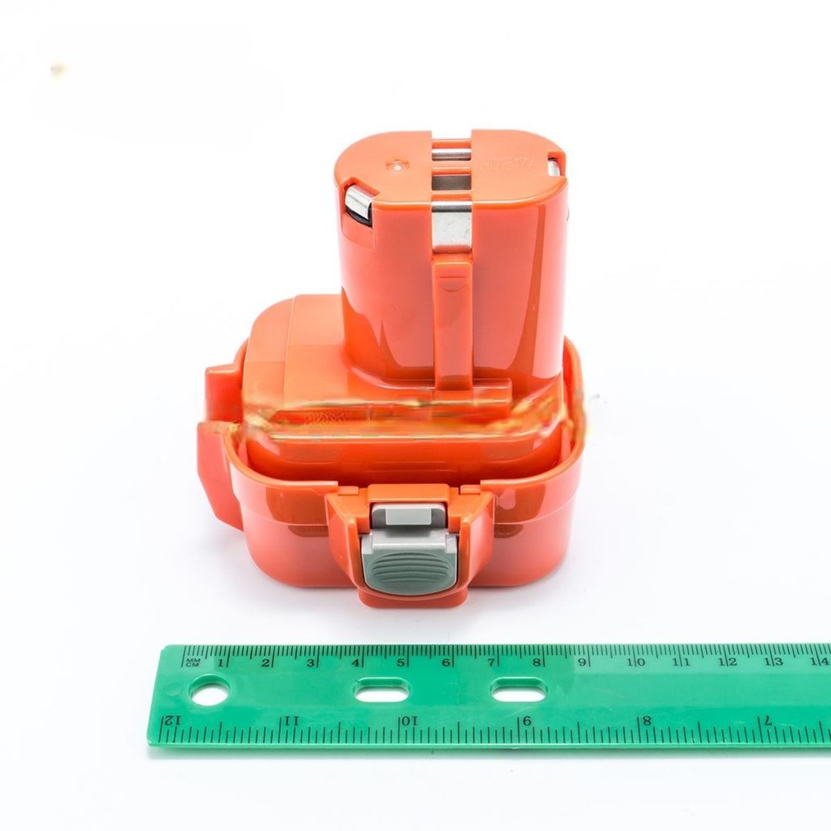 MAKITA แบตตารี่ 9120(9.6V/13A) FOR 6260DW - Image 2
