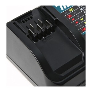 MAKITA เครื่องชาร์จแบตเตอรี่ 12 โวลต์ (ชาร์จเร็ว) รุ่น DC10SB - Image 2